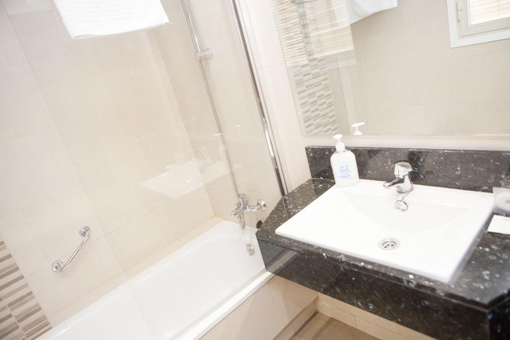 Hotel Alameda Malaga Zewnętrze zdjęcie
