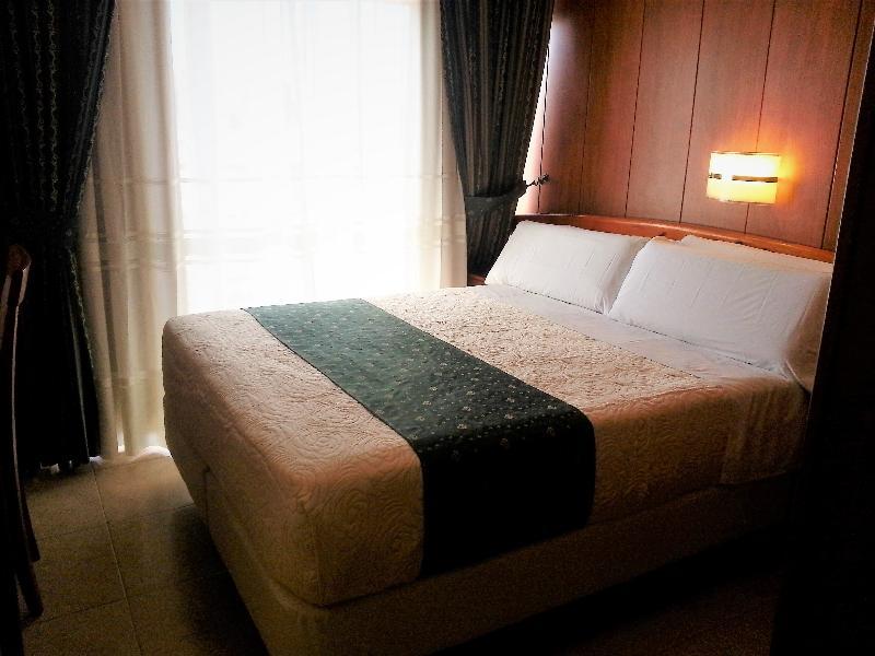 Hotel Alameda Malaga Zewnętrze zdjęcie