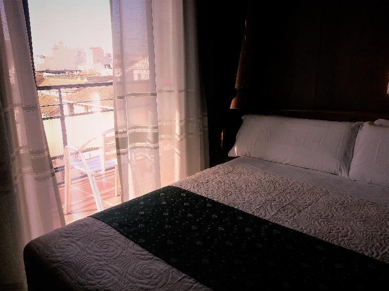 Hotel Alameda Malaga Zewnętrze zdjęcie
